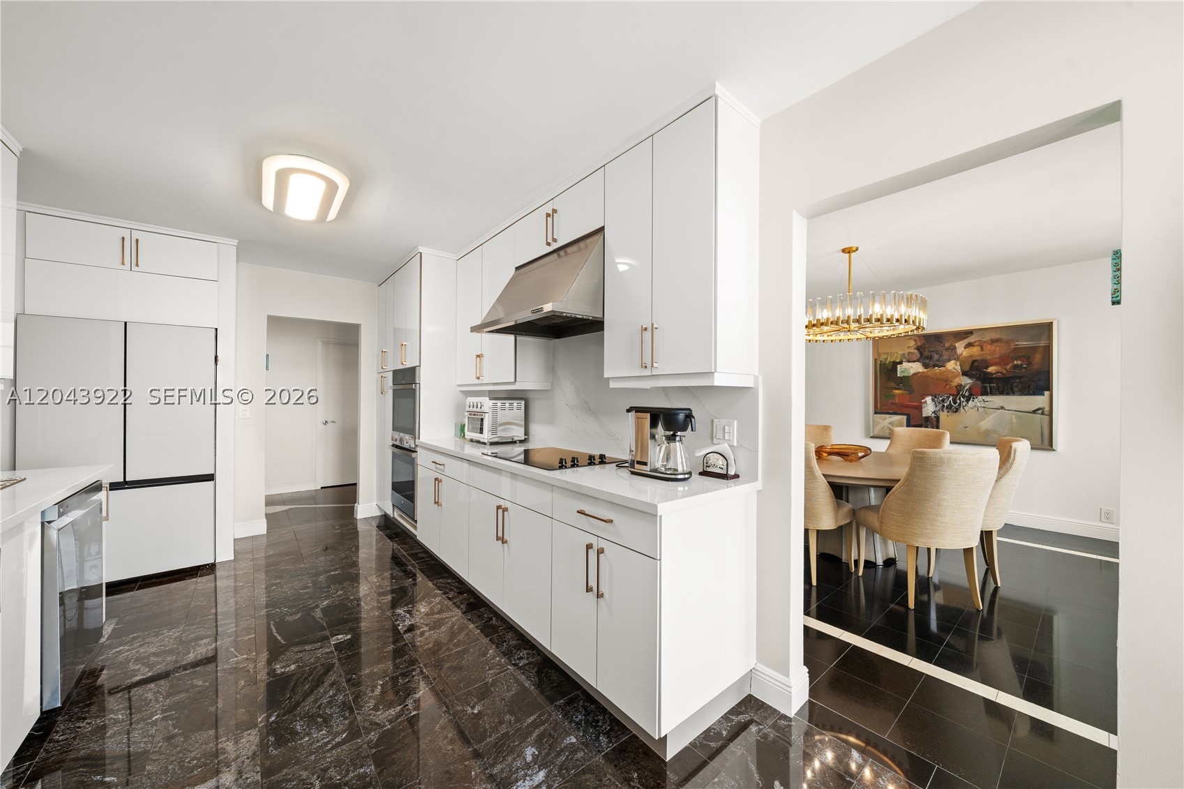 TOWERHOUSE CONDO - Residential