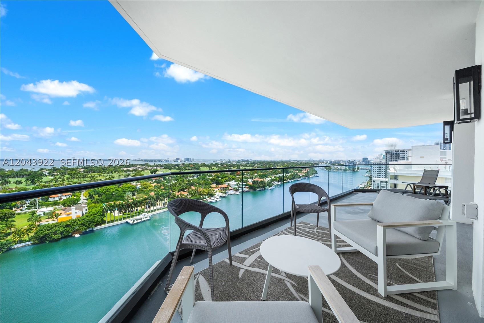 TOWERHOUSE CONDO - Residential