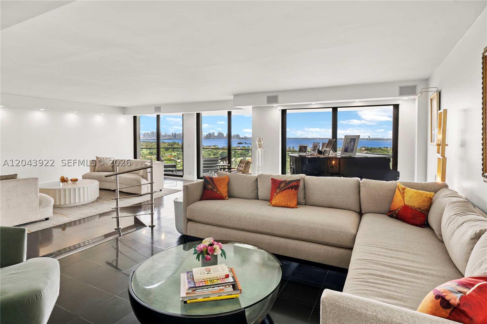 TOWERHOUSE CONDO - Residential