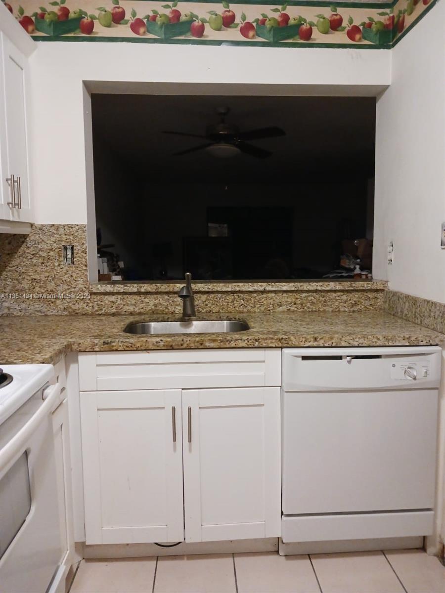MILLER VILLAS CONDO - Land