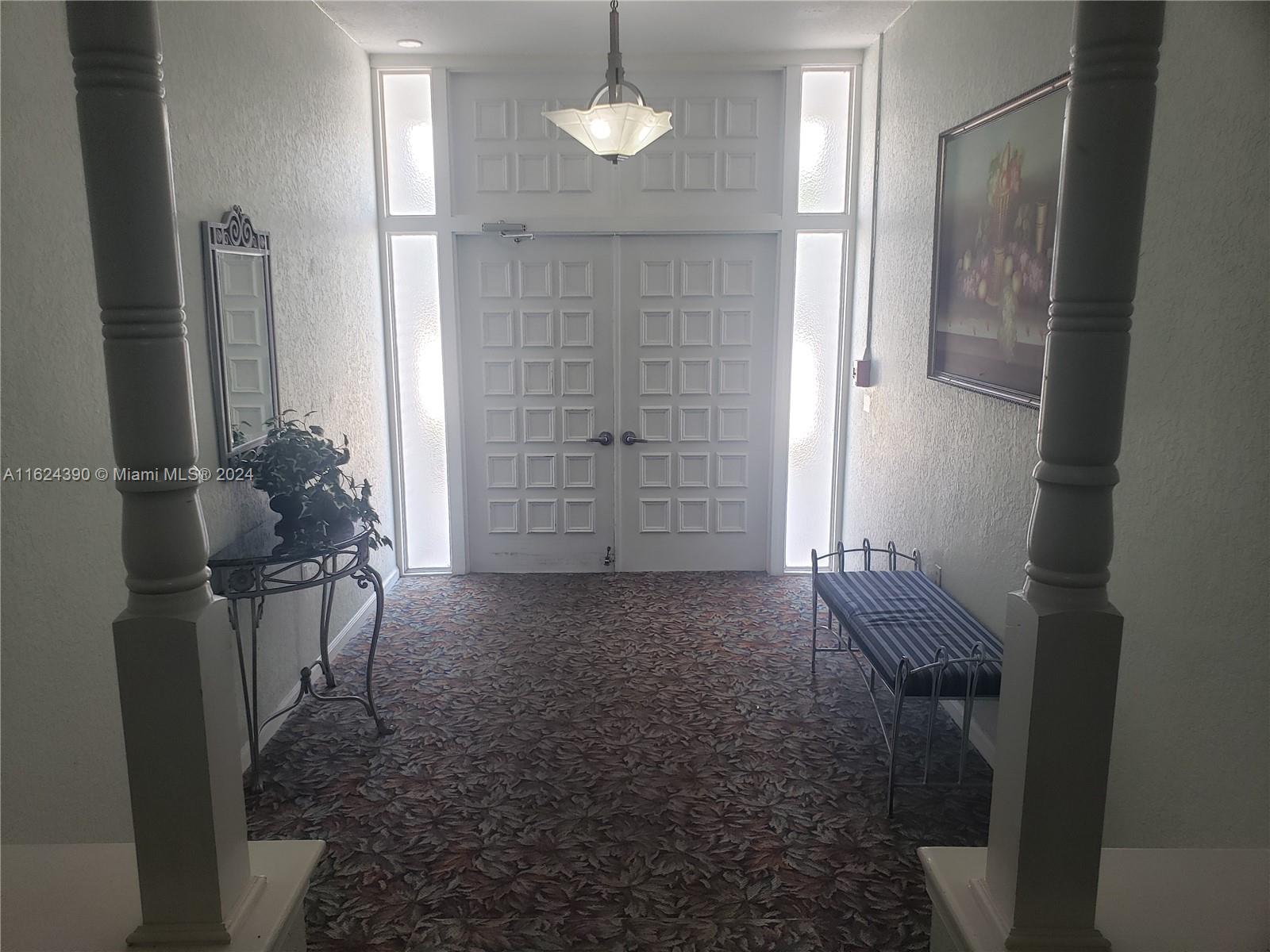 IMPERIAL POINT COLONNADES - Residential