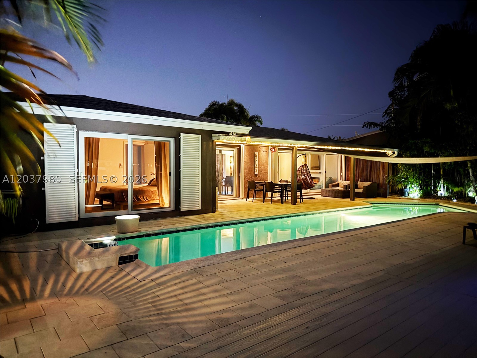 CORAL POINT - Residential