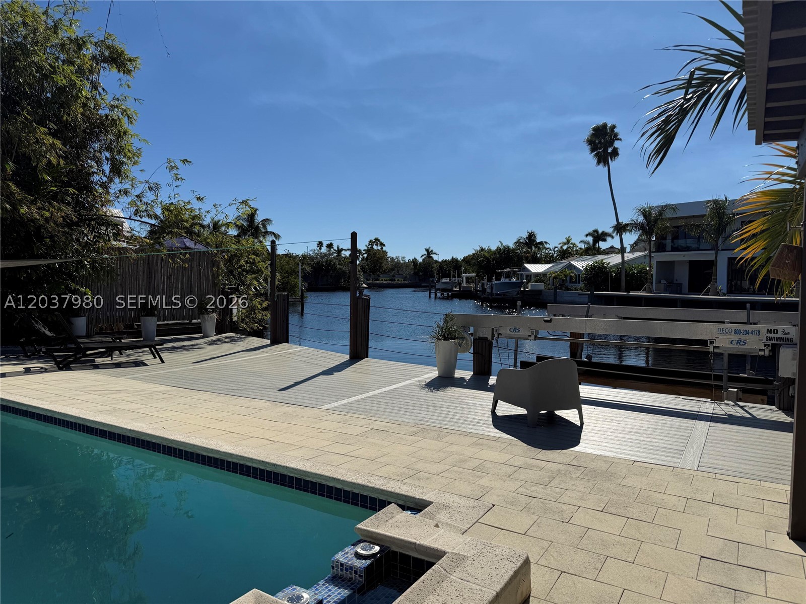 CORAL POINT - Residential