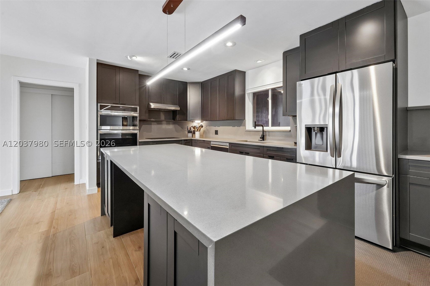 CORAL POINT - Residential