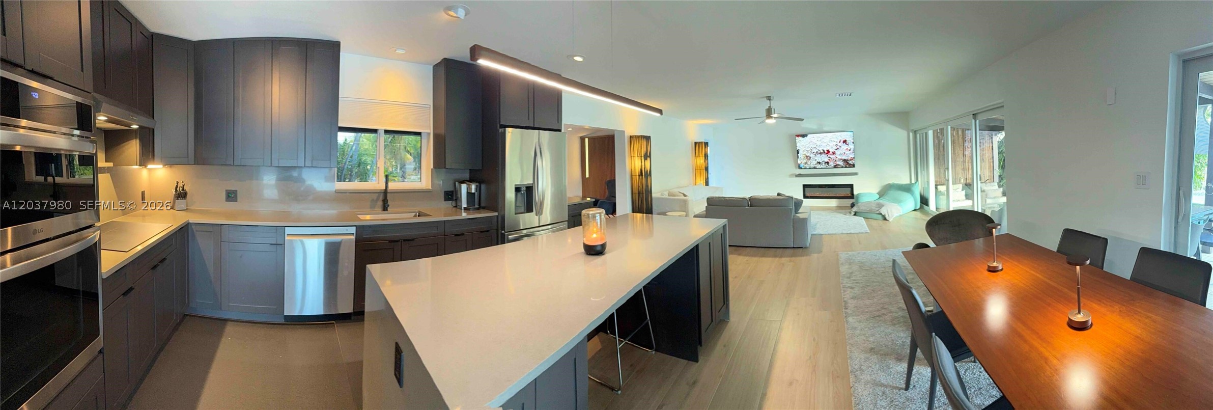 CORAL POINT - Residential