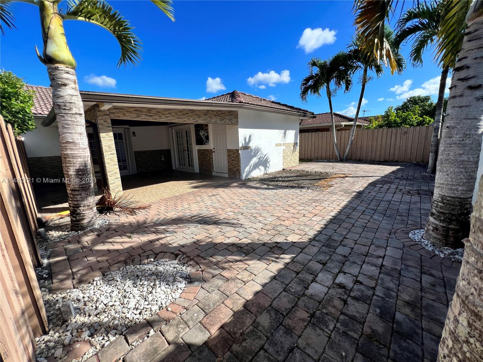 ARISTOTLE SUB PH III - Residential Lease