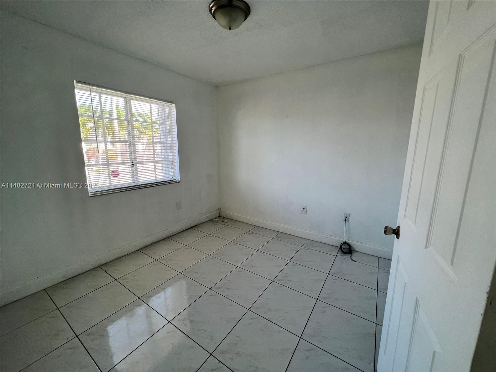 ARISTOTLE SUB PH III - Residential Lease
