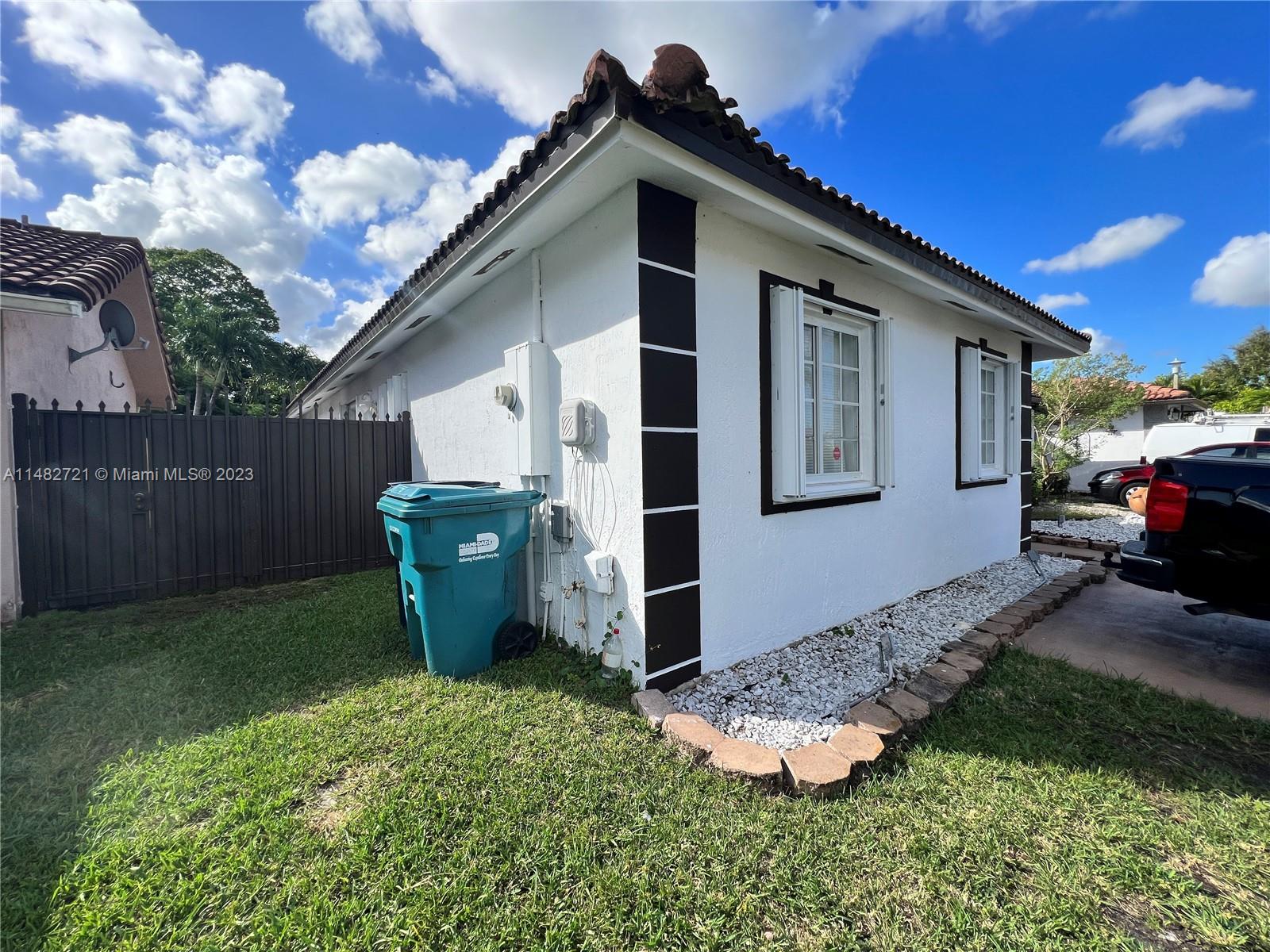 ARISTOTLE SUB PH III - Residential Lease