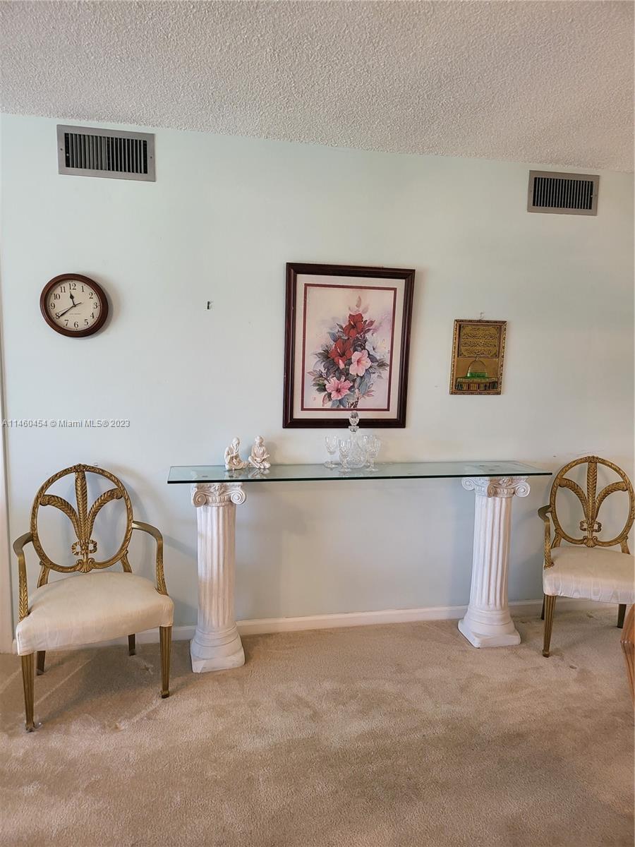 HOLLYBROOK GOLF AND - Residential