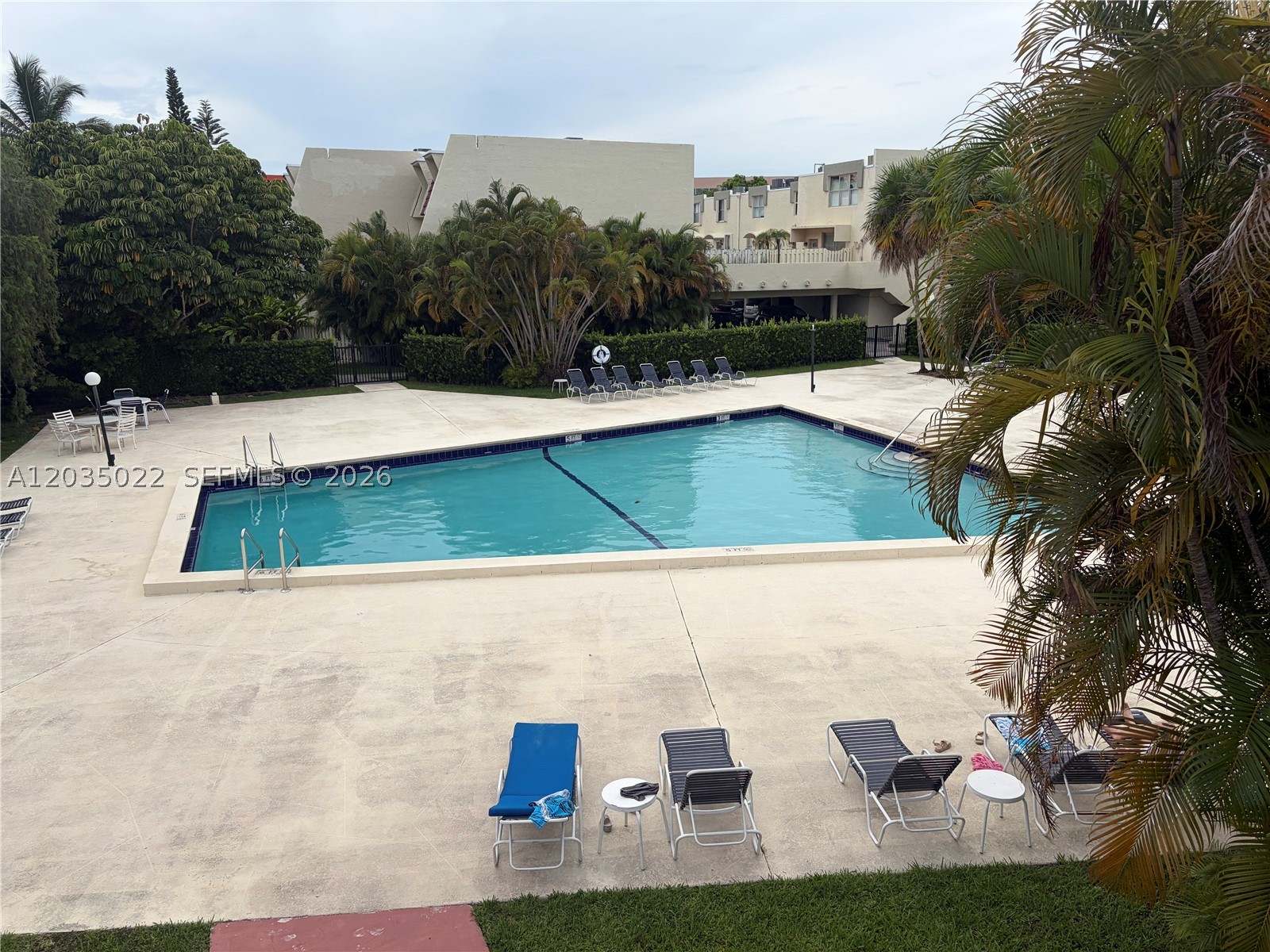 NORTHGATE TOWNHOUSE CONDO - Residential