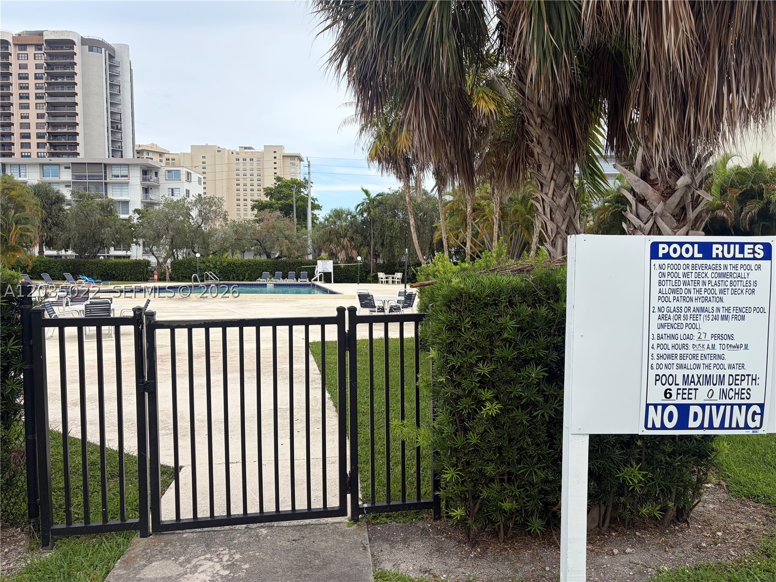 NORTHGATE TOWNHOUSE CONDO - Residential