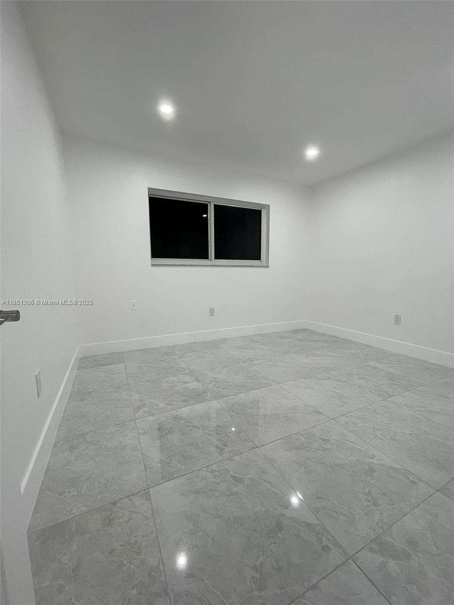PALMETTO GARDENS CONDO - Residential Lease