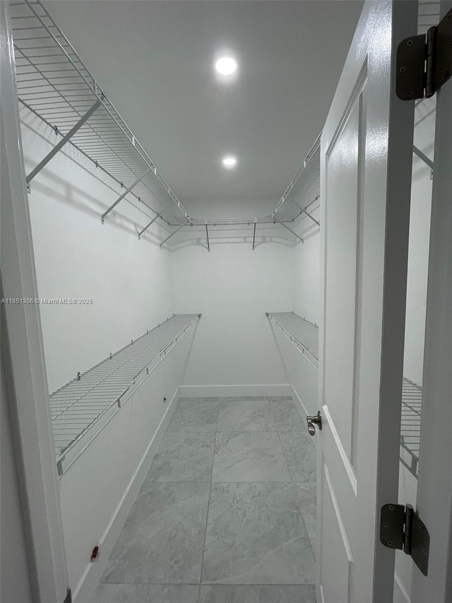 PALMETTO GARDENS CONDO - Residential Lease