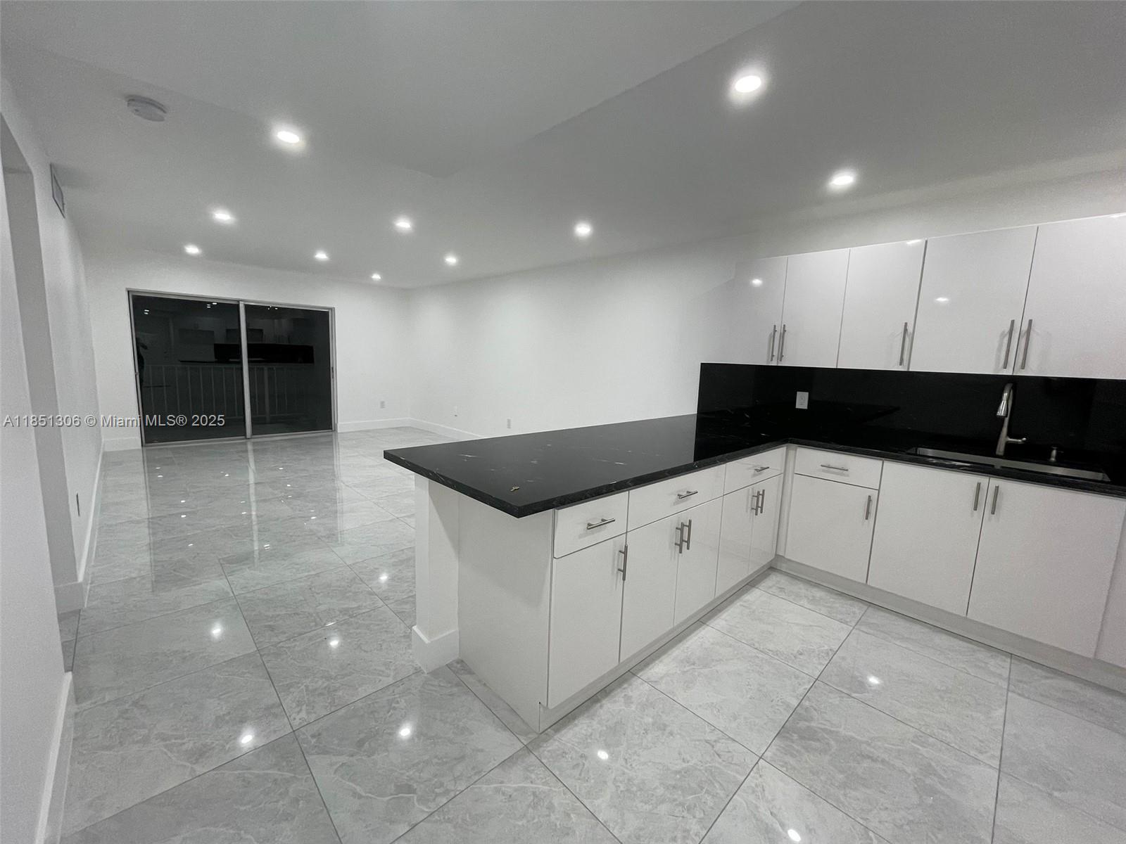 PALMETTO GARDENS CONDO - Residential Lease