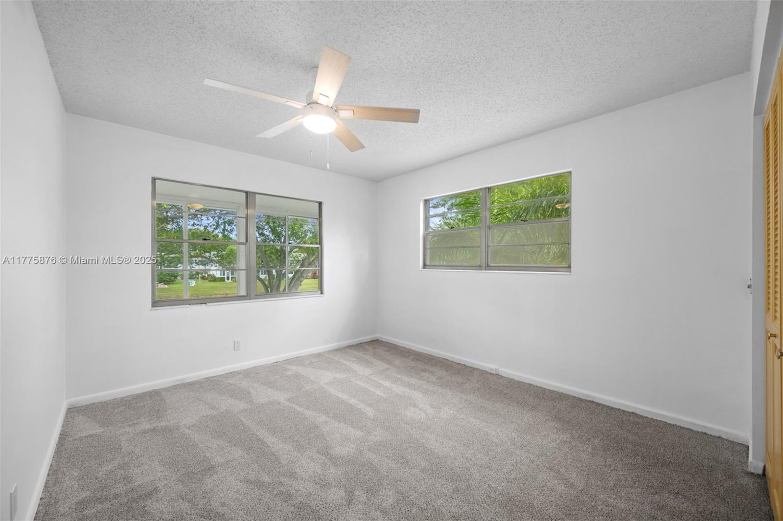 ISLEWOOD B CONDO - Residential