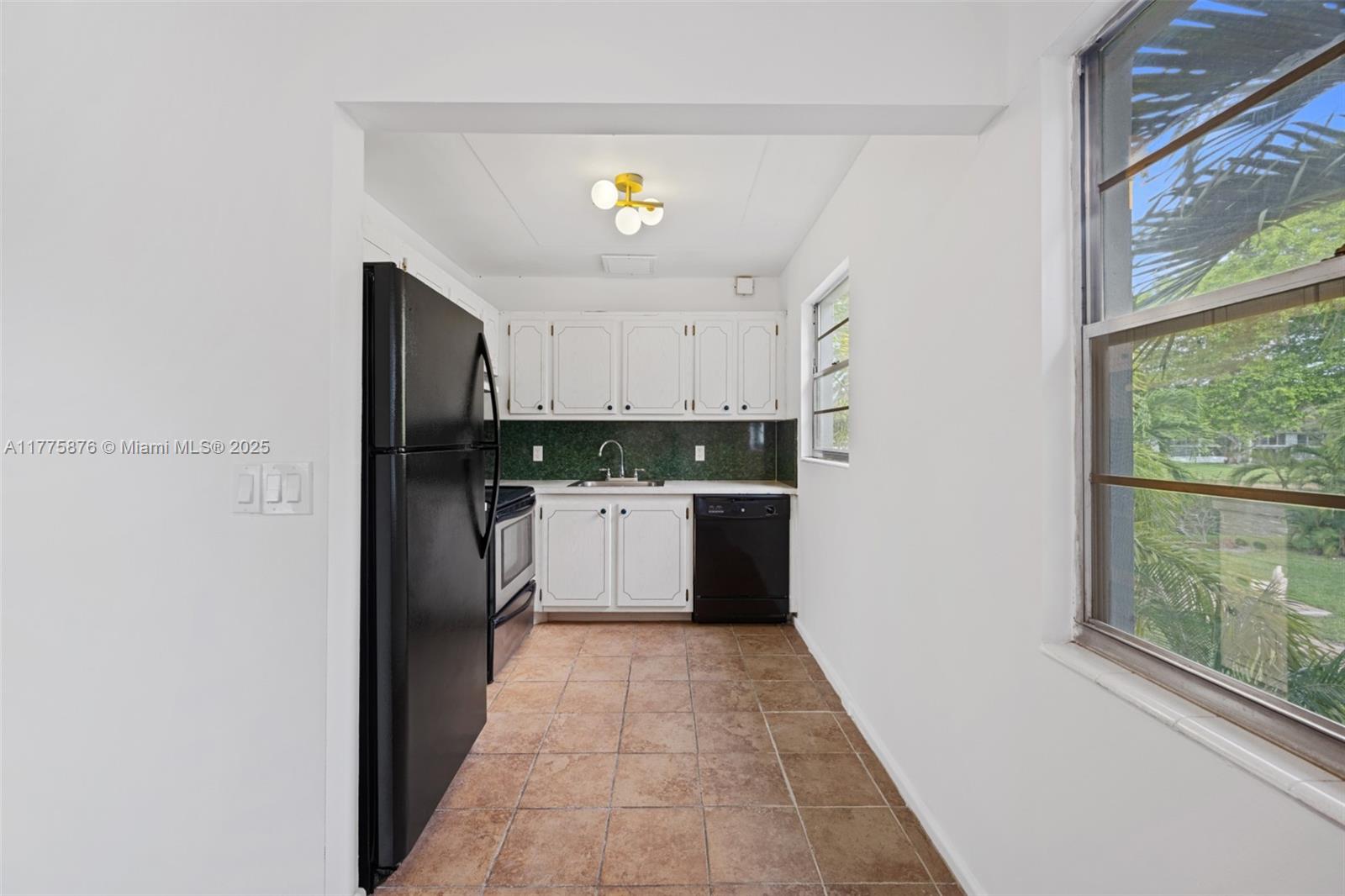 ISLEWOOD B CONDO - Residential