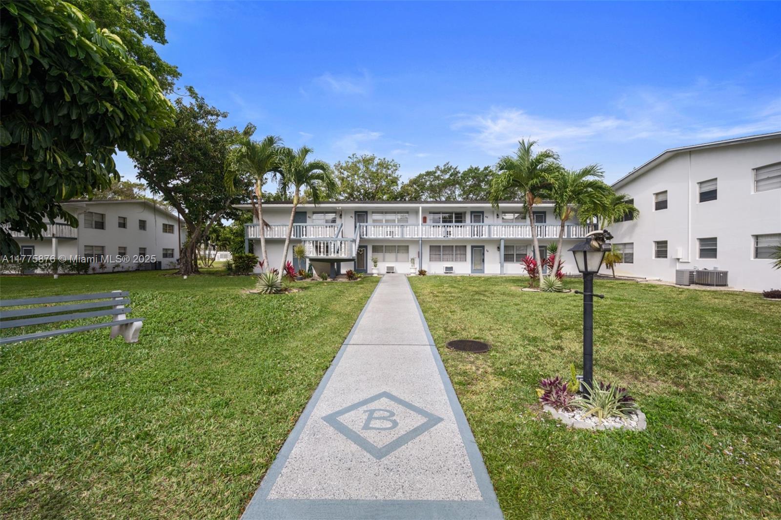 ISLEWOOD B CONDO - Residential