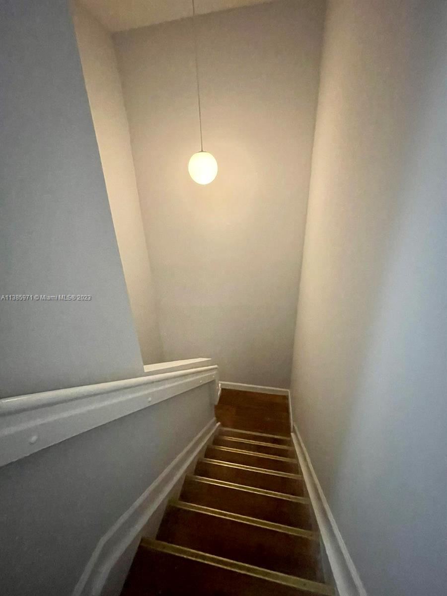SILVER PALM HOMES - Residential