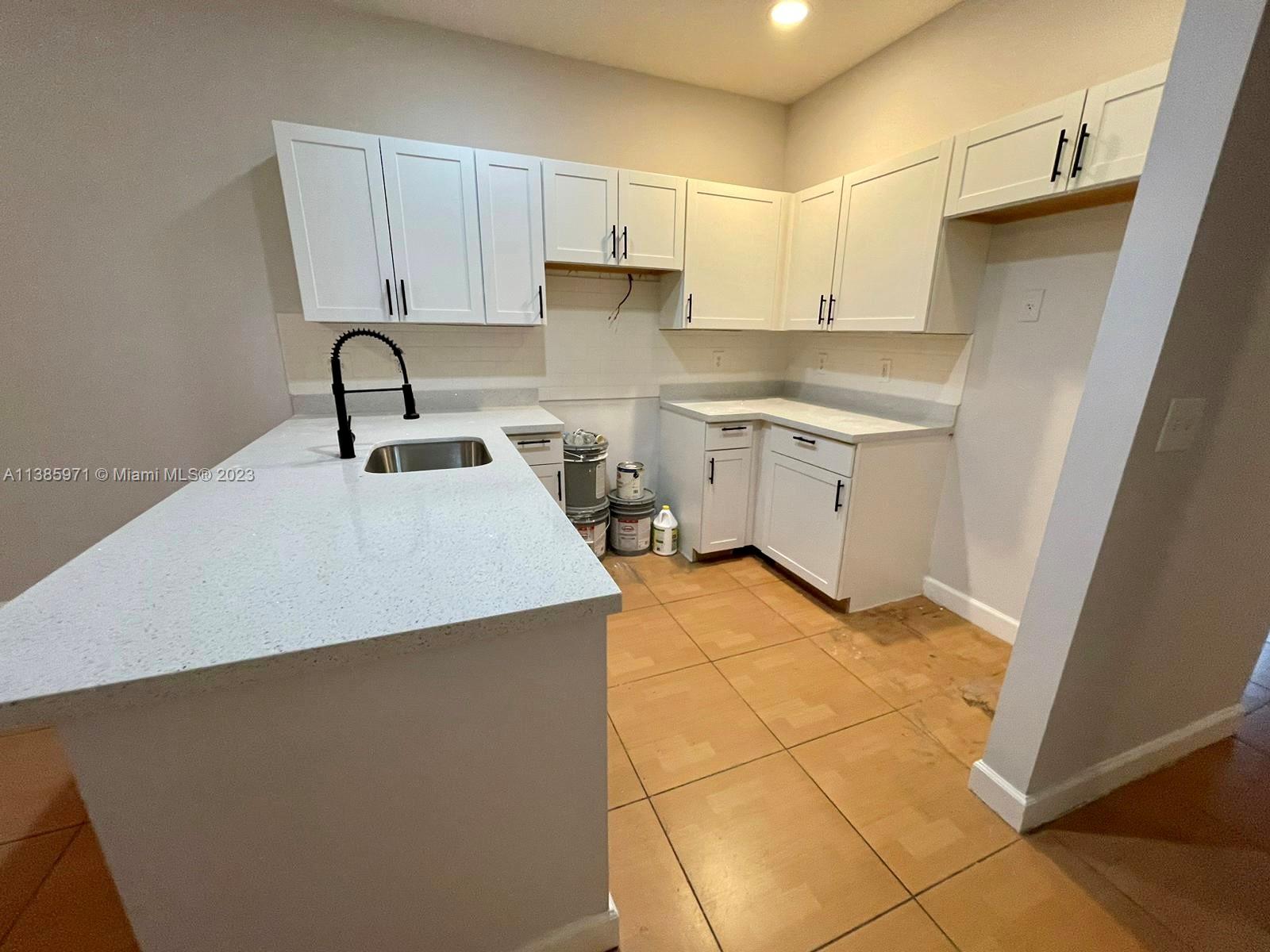 SILVER PALM HOMES - Residential