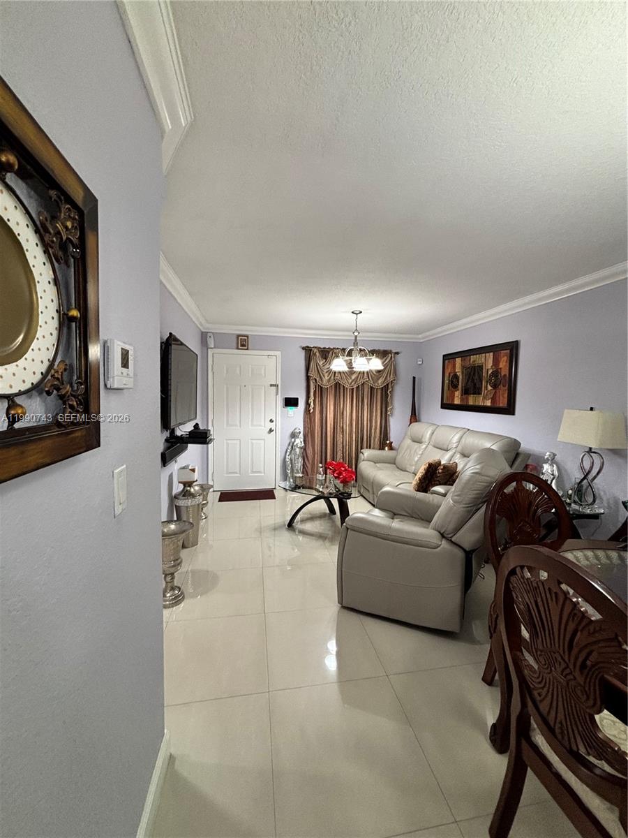 ALAMEDA JARDINS CONDO - Residential