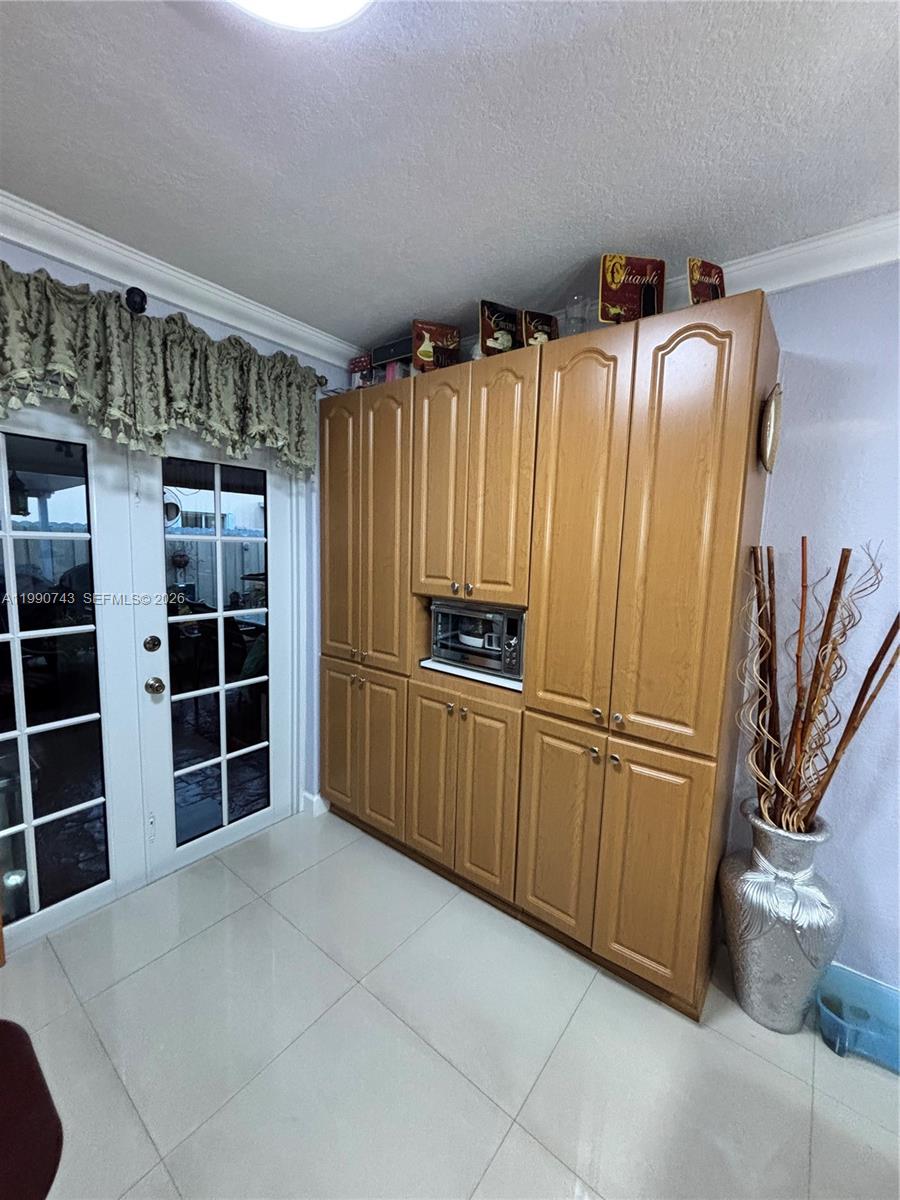 ALAMEDA JARDINS CONDO - Residential