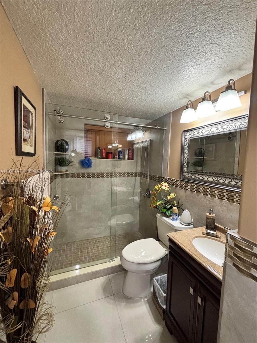 ALAMEDA JARDINS CONDO - Residential