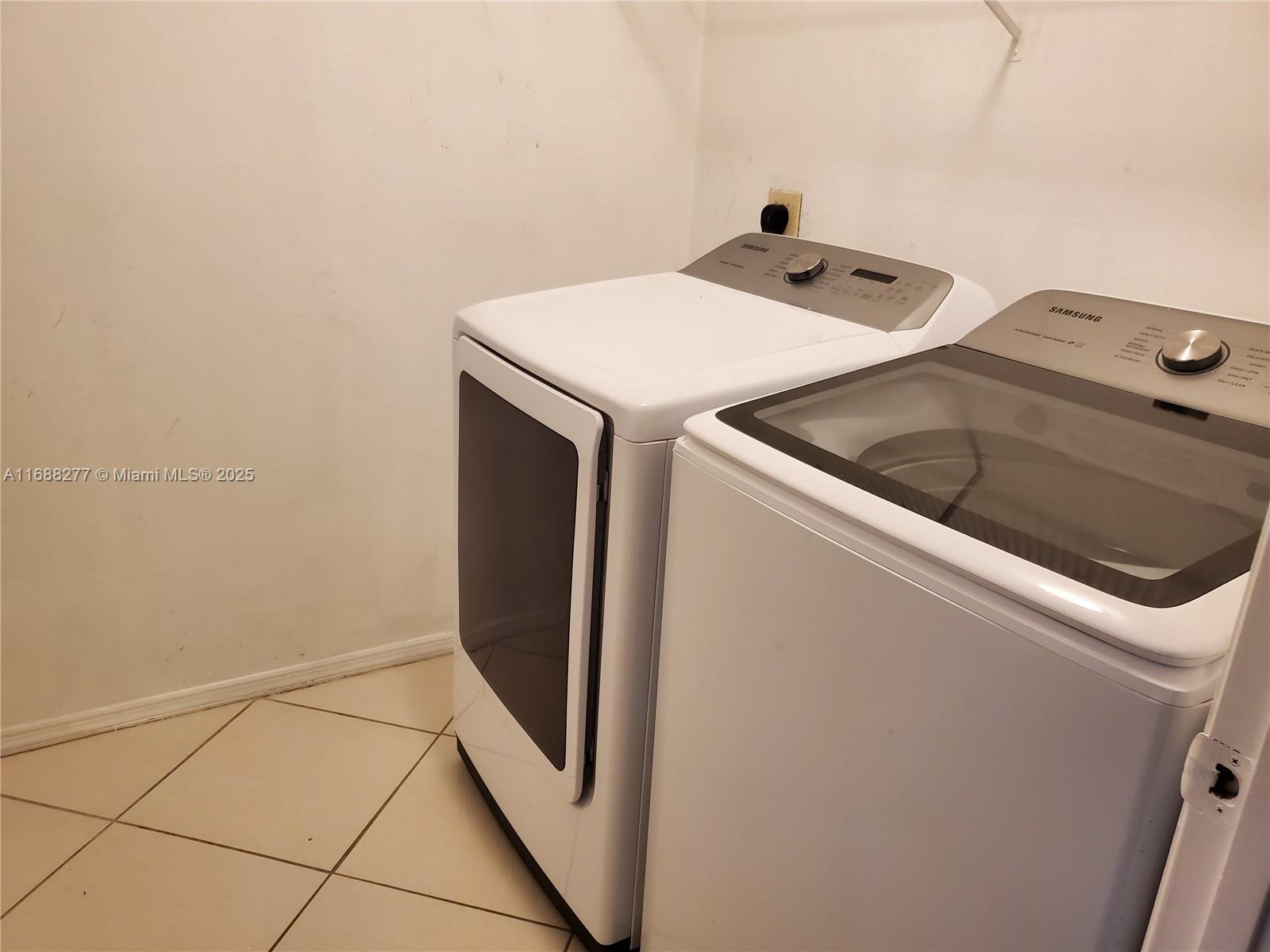 BOYNTON LANDINGS CONDO - Residential Lease