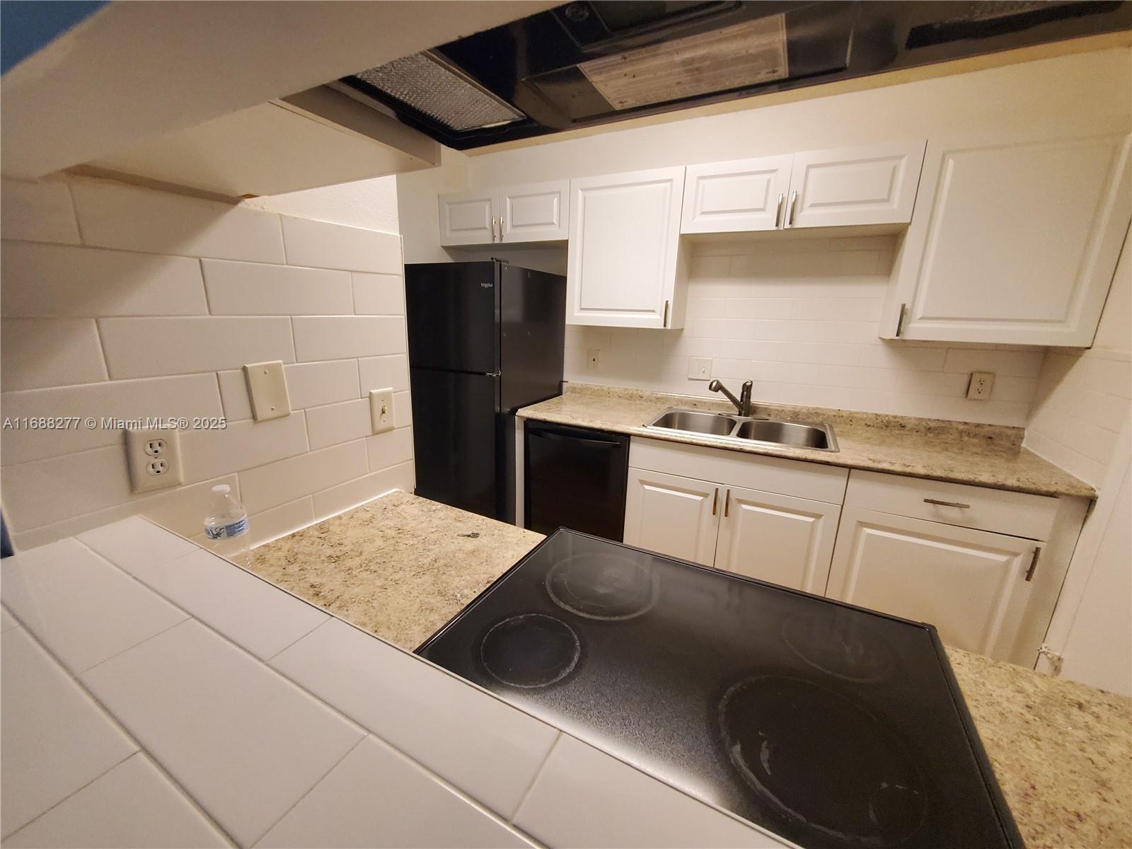 BOYNTON LANDINGS CONDO - Residential Lease