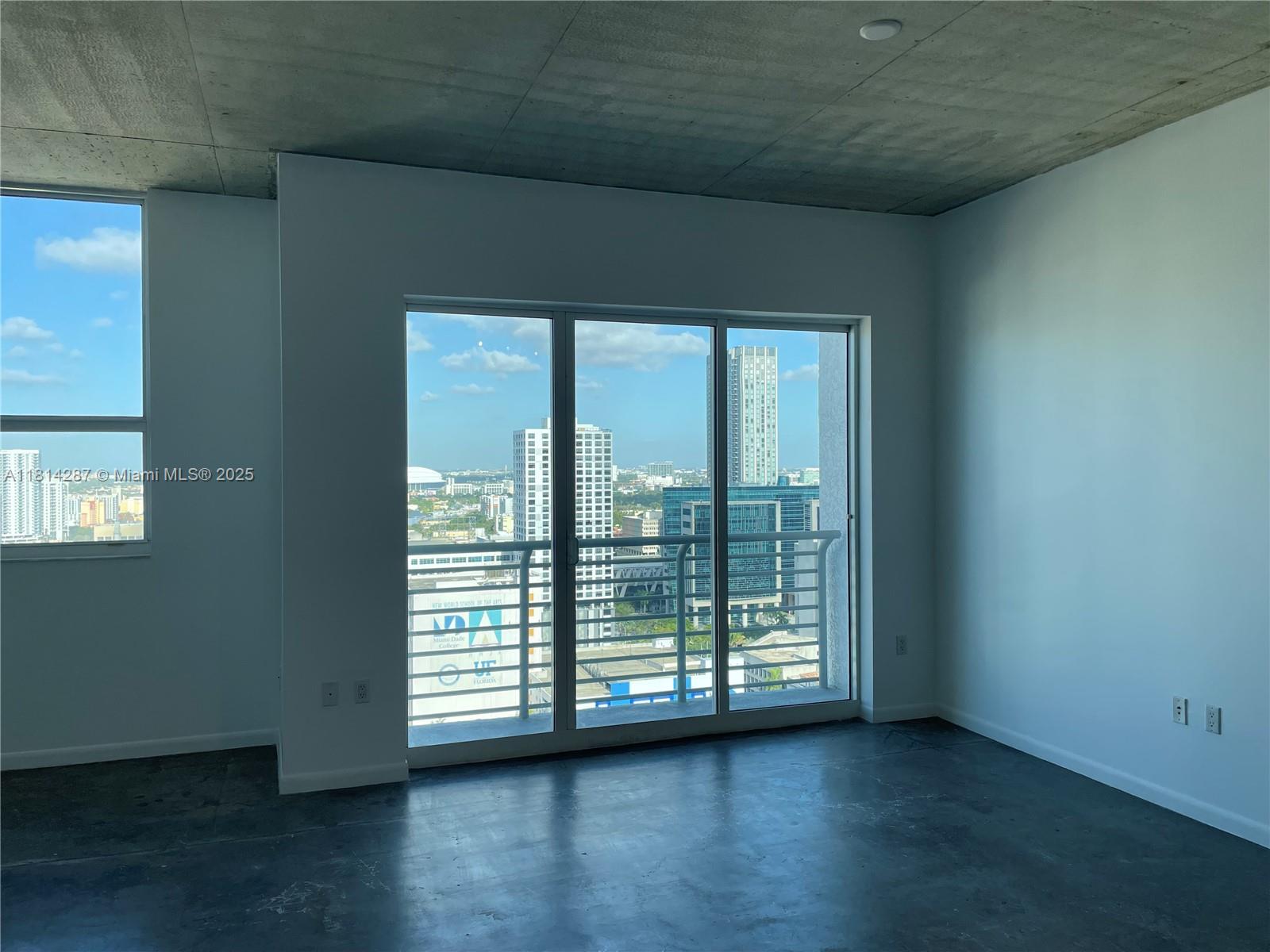 THE LOFT DOWNTOWN II COND - Residential Lease