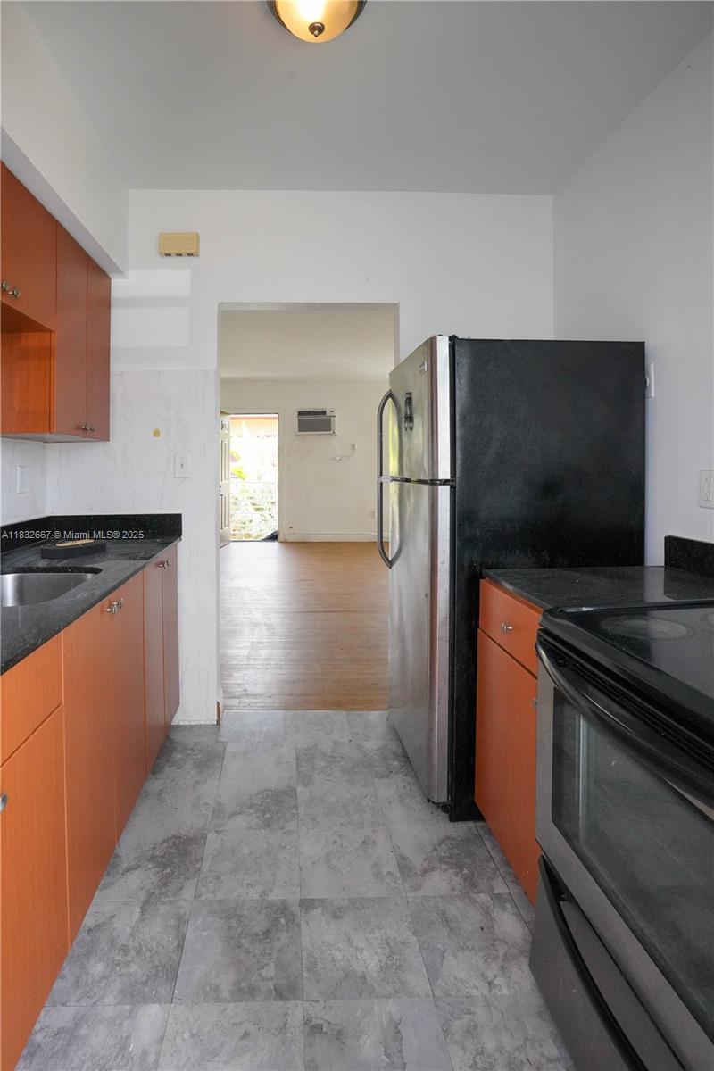 BISCAYNE BCH SUB - Residential Income