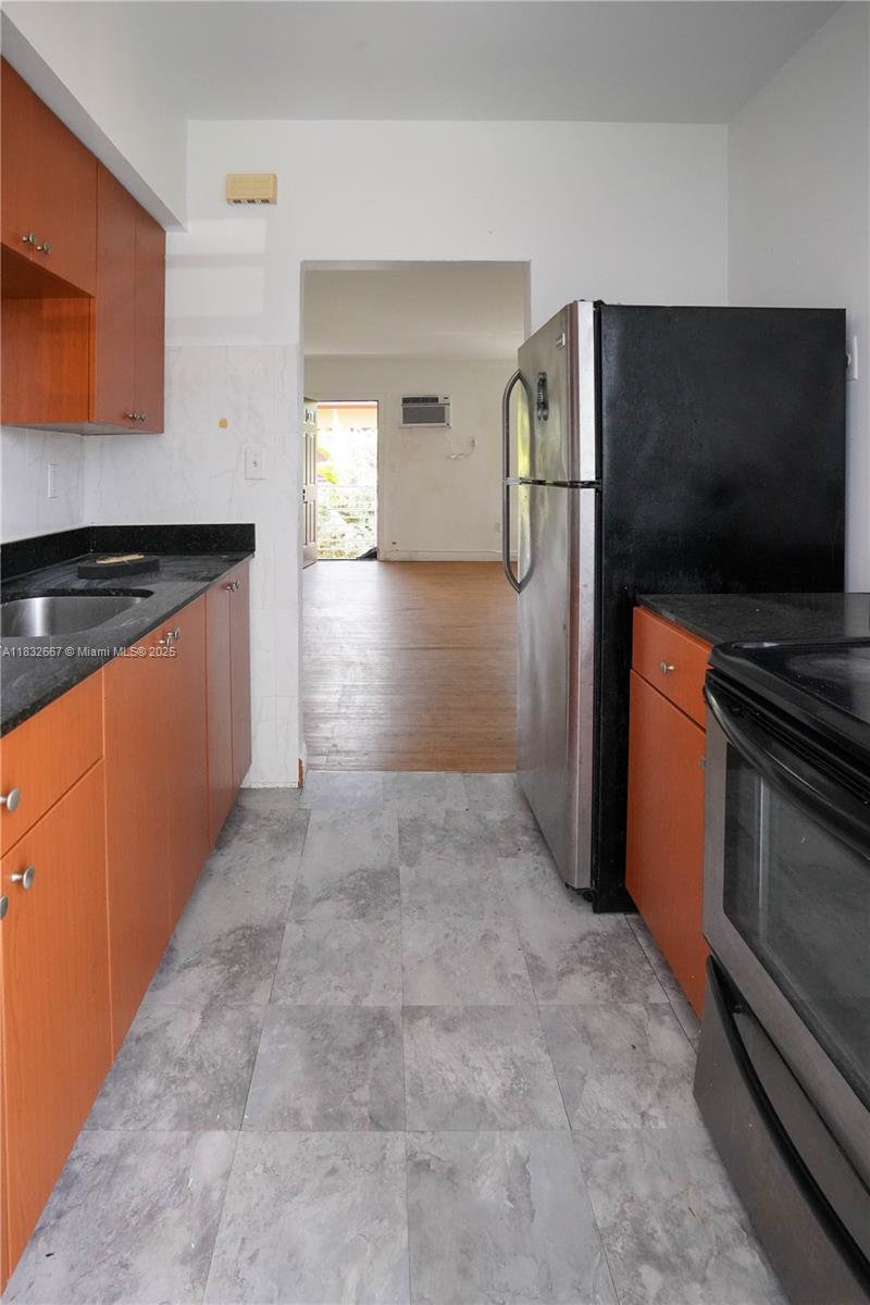 BISCAYNE BCH SUB - Residential Income