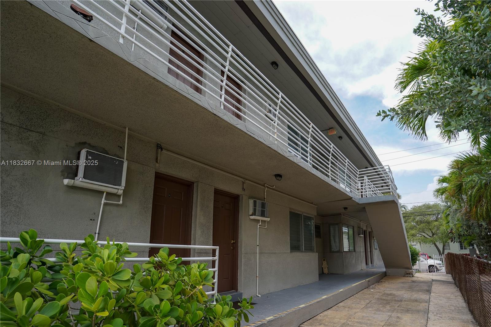 BISCAYNE BCH SUB - Residential Income