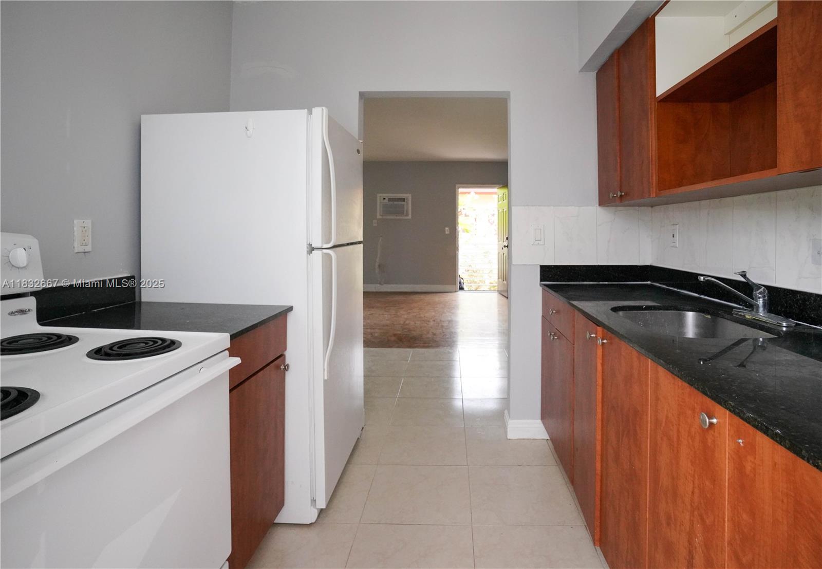 BISCAYNE BCH SUB - Residential Income