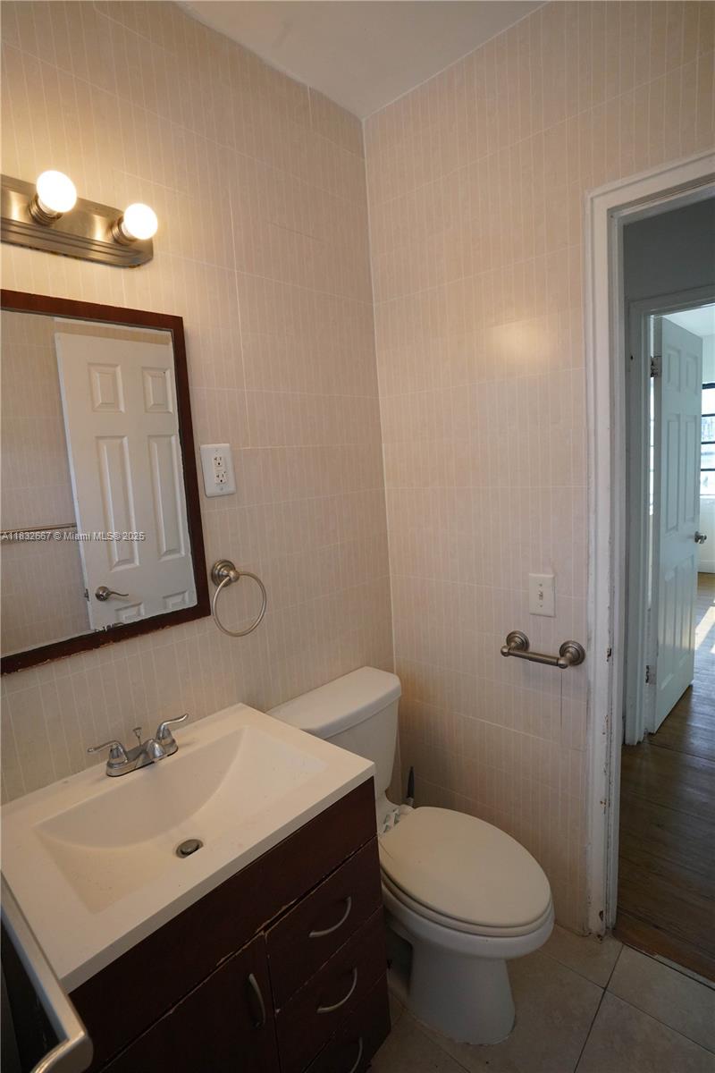 BISCAYNE BCH SUB - Residential Income
