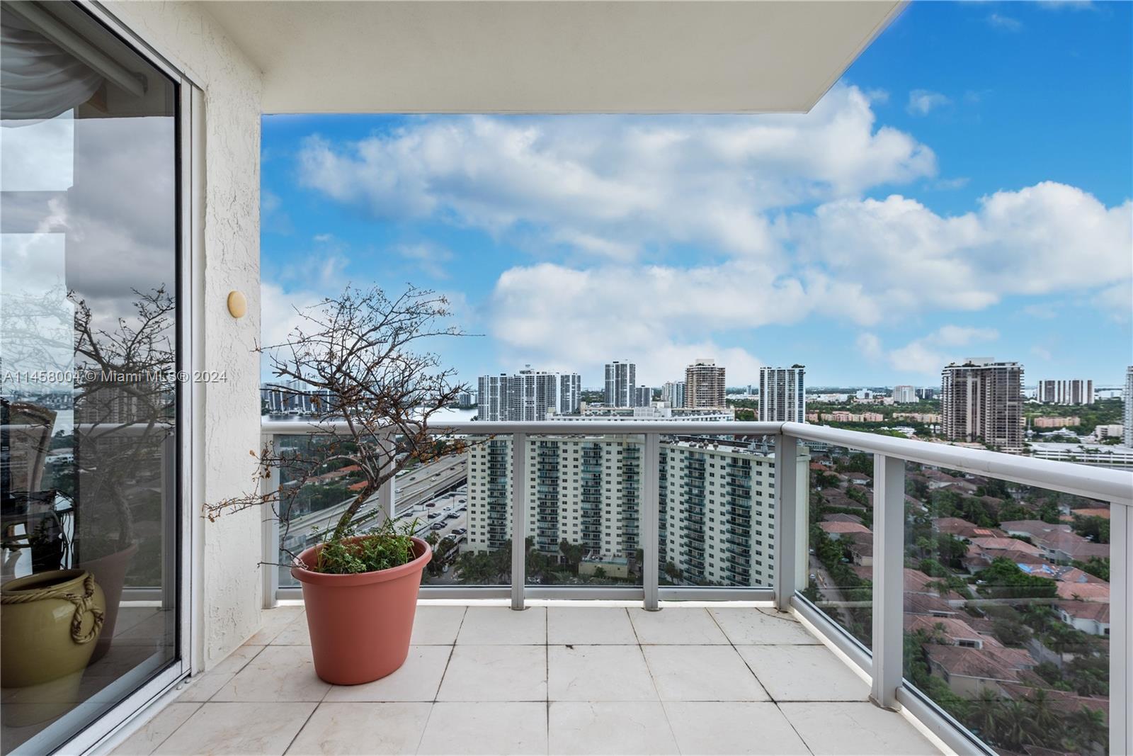 OCEAN ONE CONDO - Residential Lease