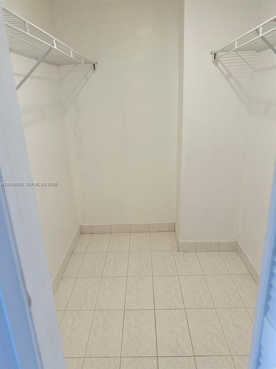 VIRGINIA GARDENS CONDO - Residential Lease
