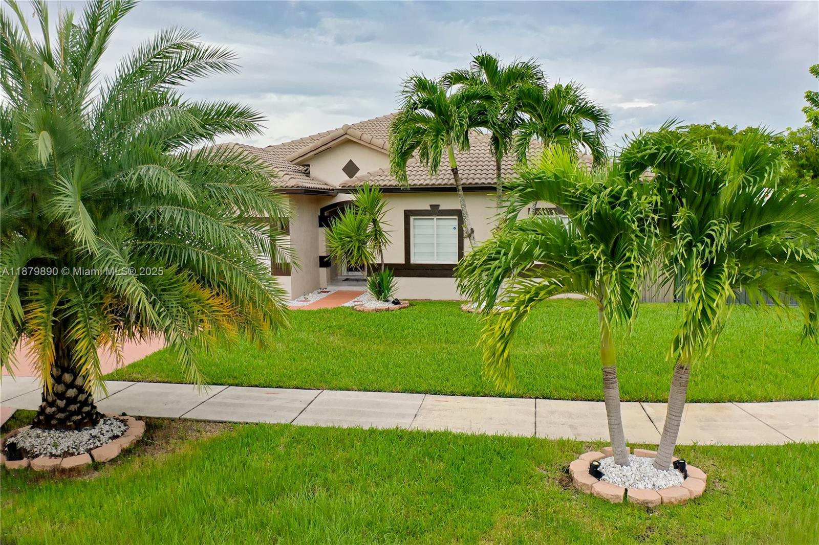 TENNESSEE ESTATES - Residential