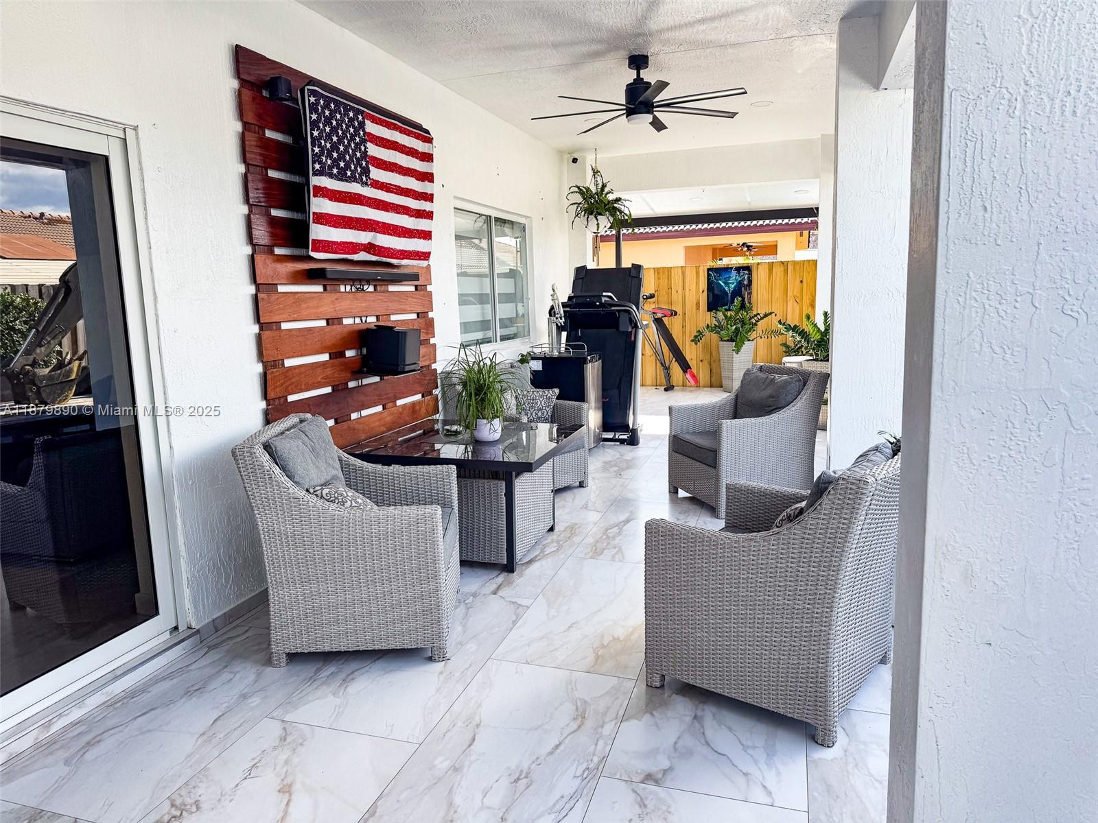TENNESSEE ESTATES - Residential