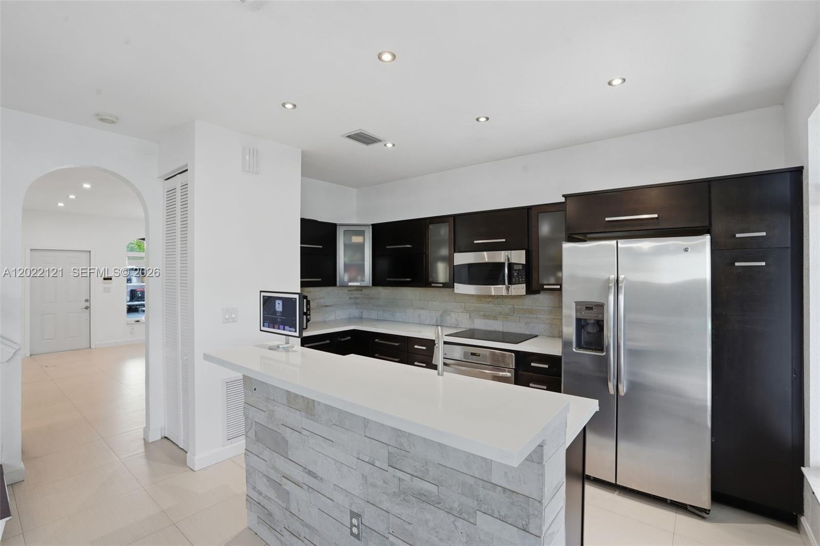 DORAL NORTHEAST TOWNHOMES - Residential Lease