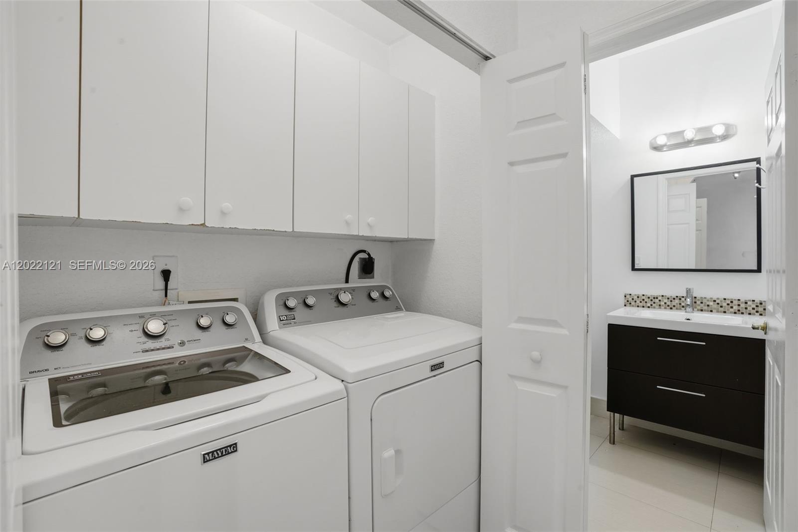 DORAL NORTHEAST TOWNHOMES - Residential Lease