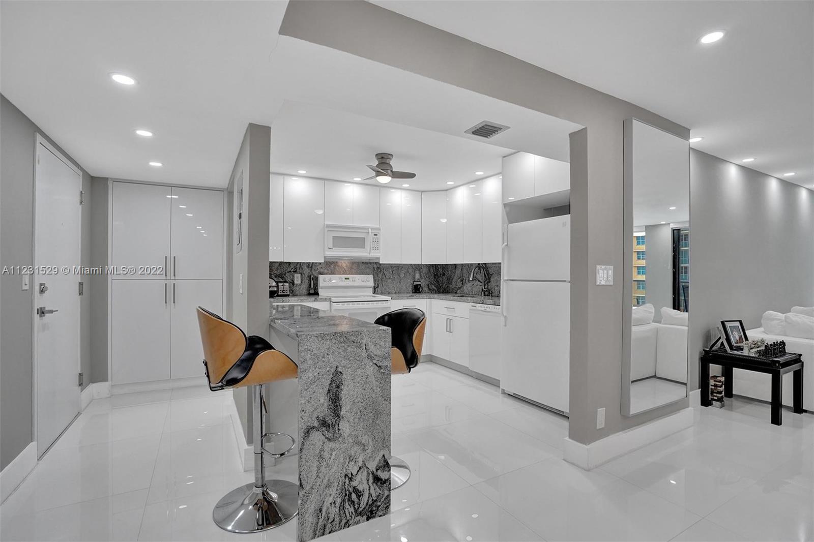 CATANIA CONDO - Residential Lease