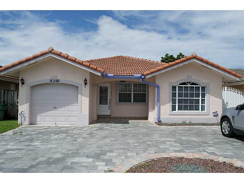 ADVENTURE HOMESPB 139-77 - Residential Lease