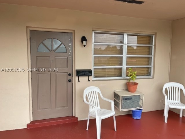 SUNRISE VILLAS CONDOMINIU - Residential Lease