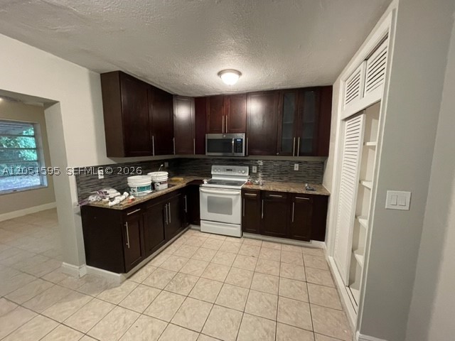 SUNRISE VILLAS CONDOMINIU - Residential Lease