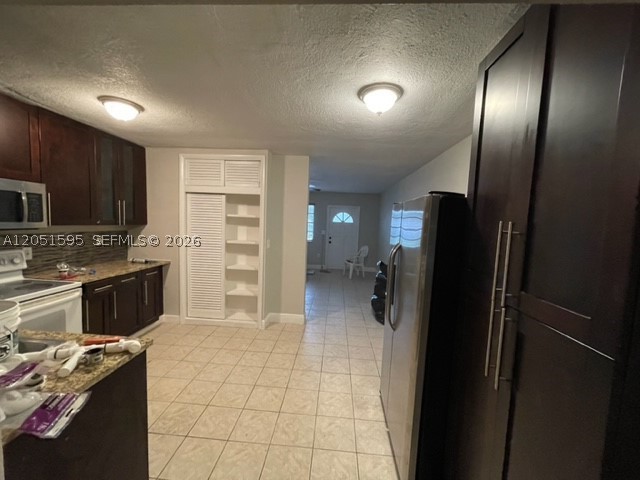SUNRISE VILLAS CONDOMINIU - Residential Lease