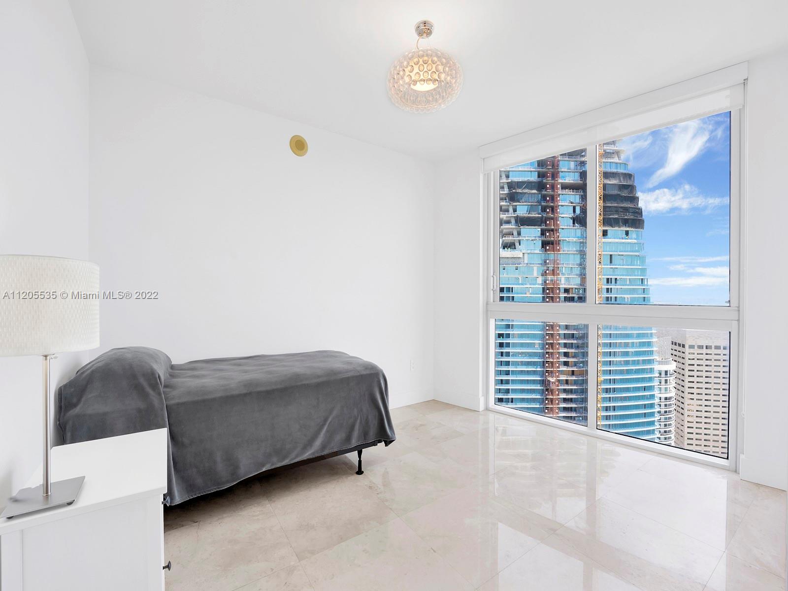 ICONBRICKELL CONDO NO 1 - Residential Lease