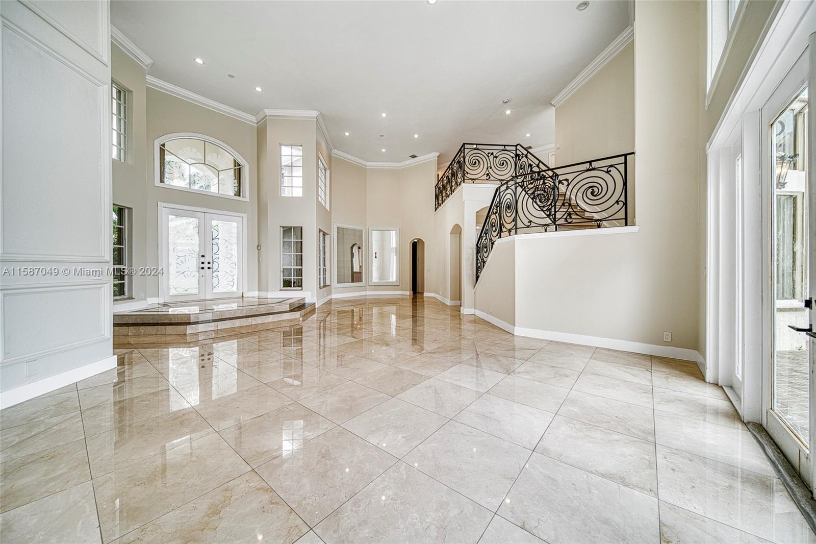 PEMBROKE FALLS -PHASE 4 - Residential Lease