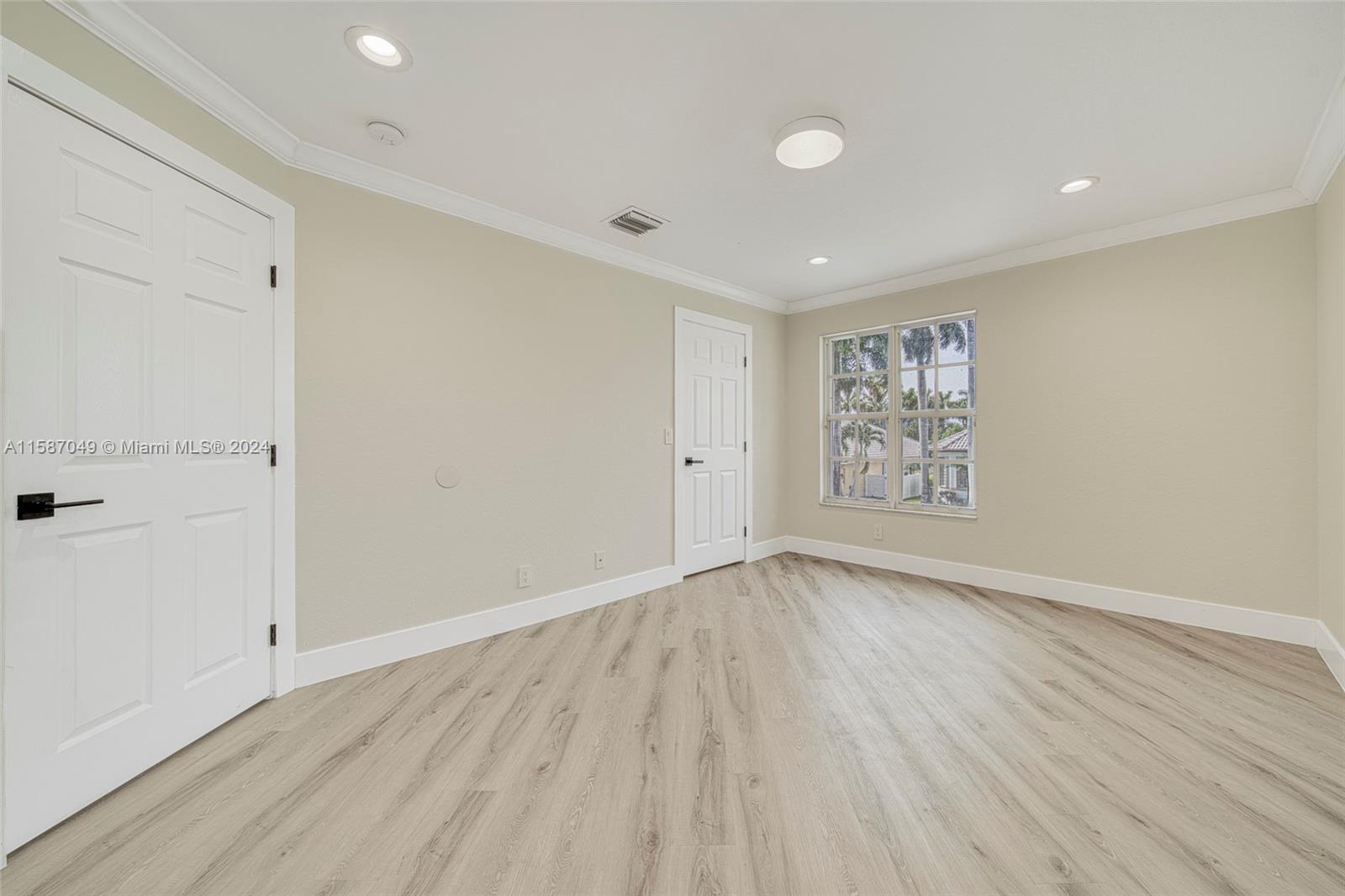 PEMBROKE FALLS -PHASE 4 - Residential Lease