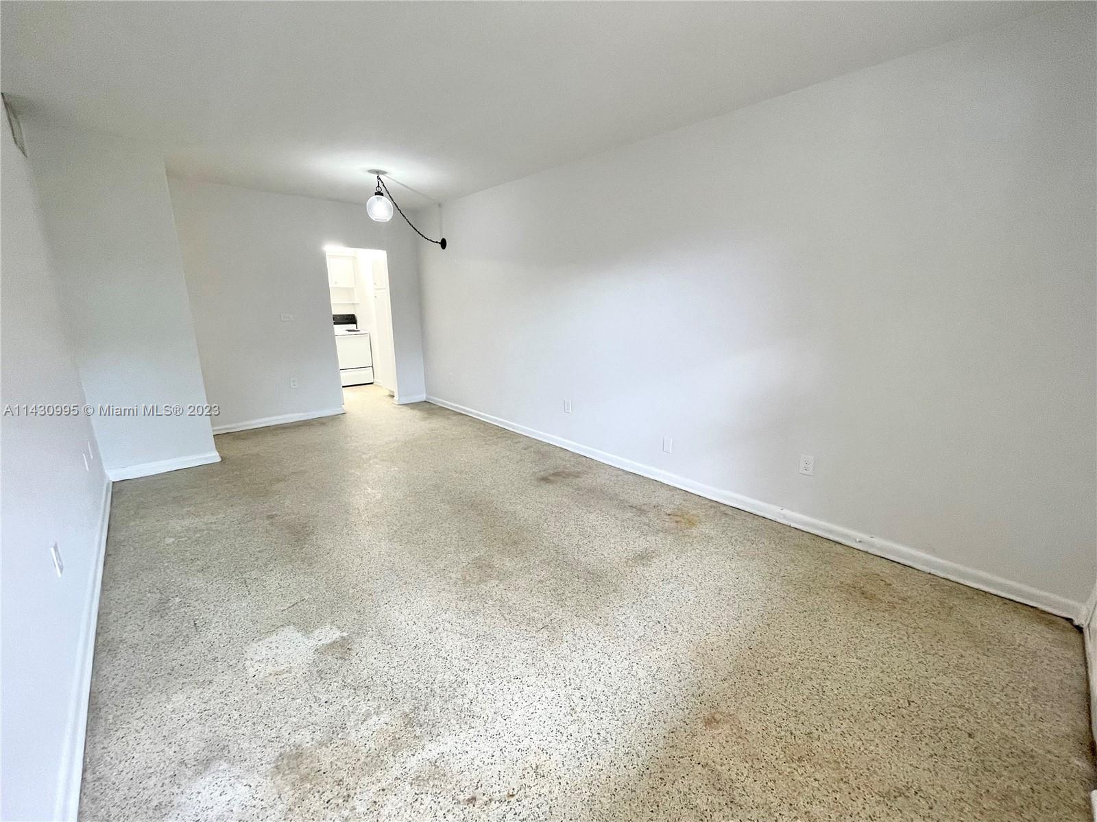 CITY OF MIAMI SOUTH - Residential Lease
