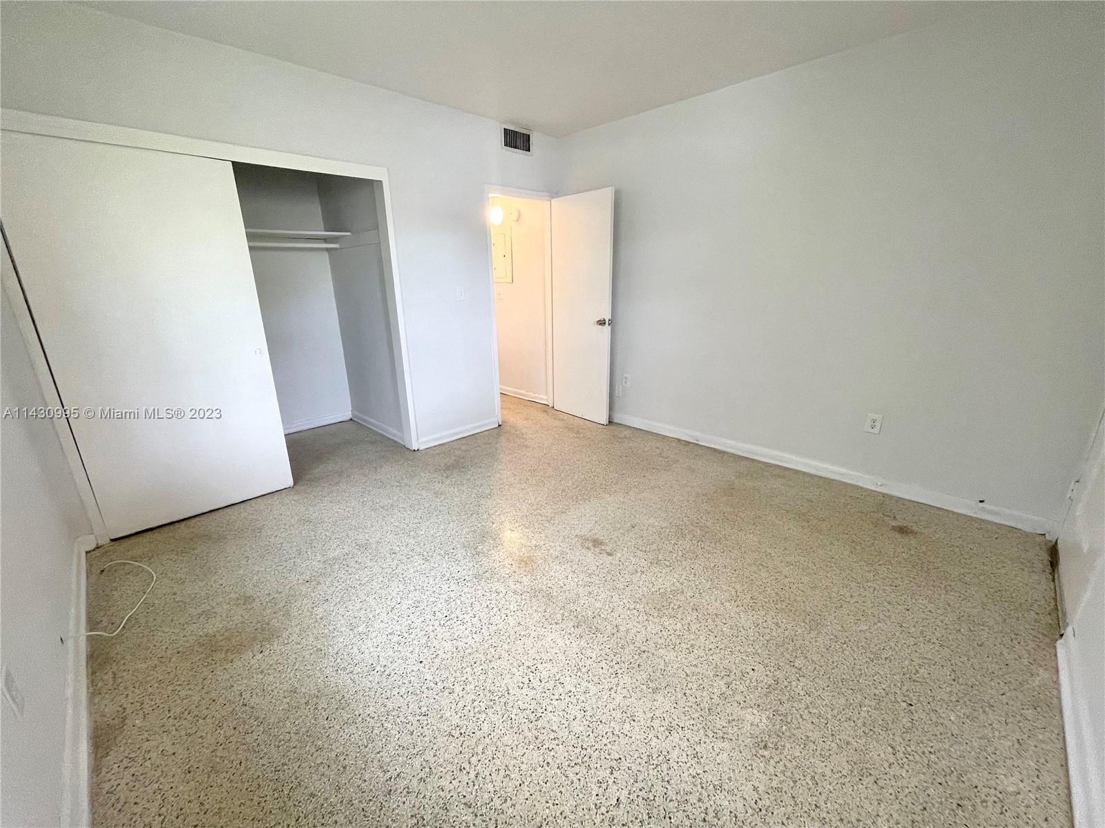 CITY OF MIAMI SOUTH - Residential Lease